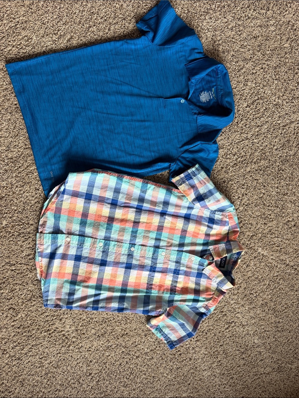 2 boys polos
